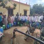 घरगुती व सार्वजनिक वापरासाठी डस्टबिन वाटप